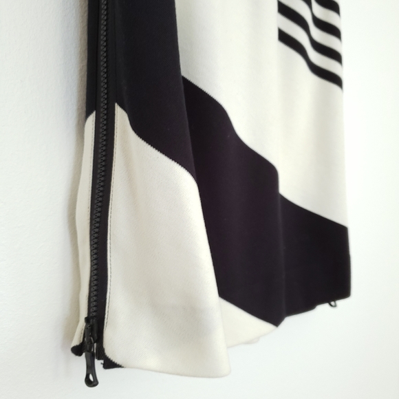 DVF Jersey Stripe Leigh Dress - Picture 5 of 6